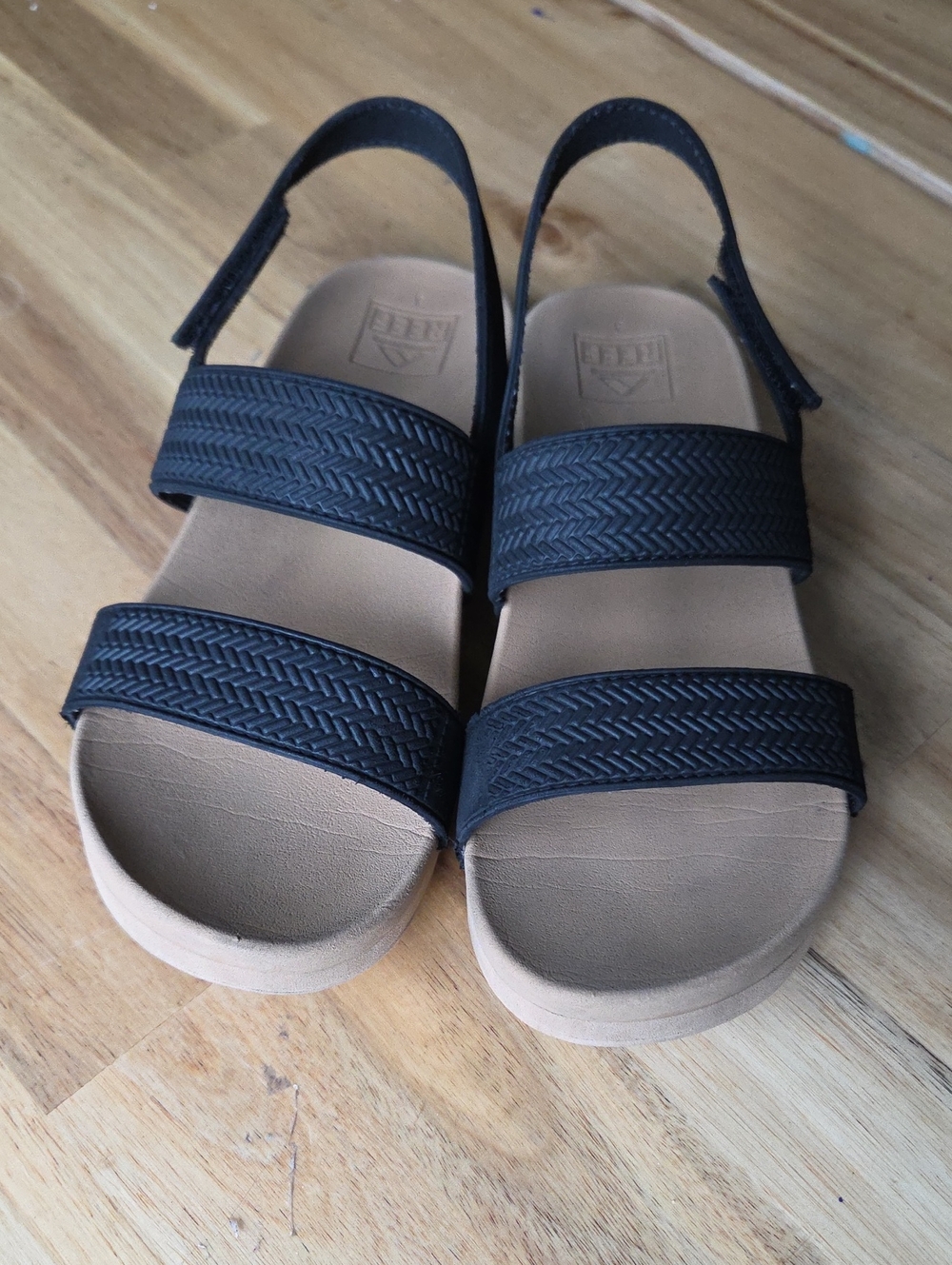 Reef Girls Black Braided Sandals